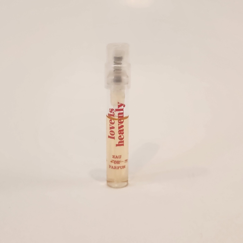 Victoria's Secret Love Is Heavenly Women's Eau de Parfum No Card Sample Vial .05